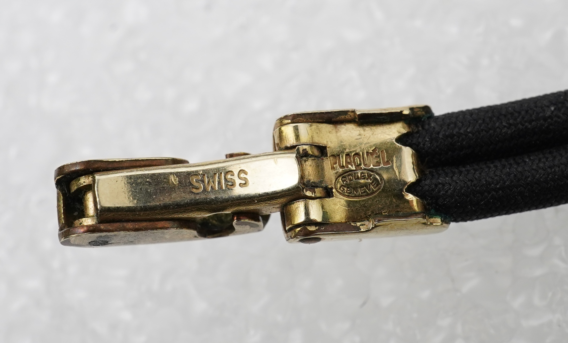 Rolex, a lady's Retro gold manual winding wristwatch, 1940s